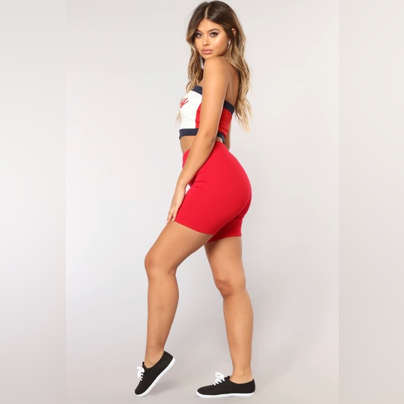 FASHION NOVA Mini Biker Shorts - Picture 5 of 6
